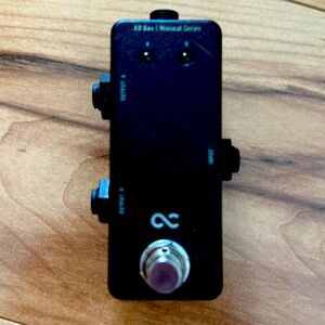 AB box-pedal switcher